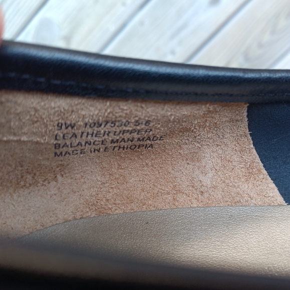 🆕Array Black Genuine Leather Tassel Loafers Women's Size 9 Wide Square Toe Flat - Picture 11 of 11